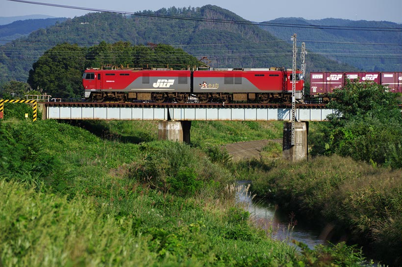 北行の貨物列車