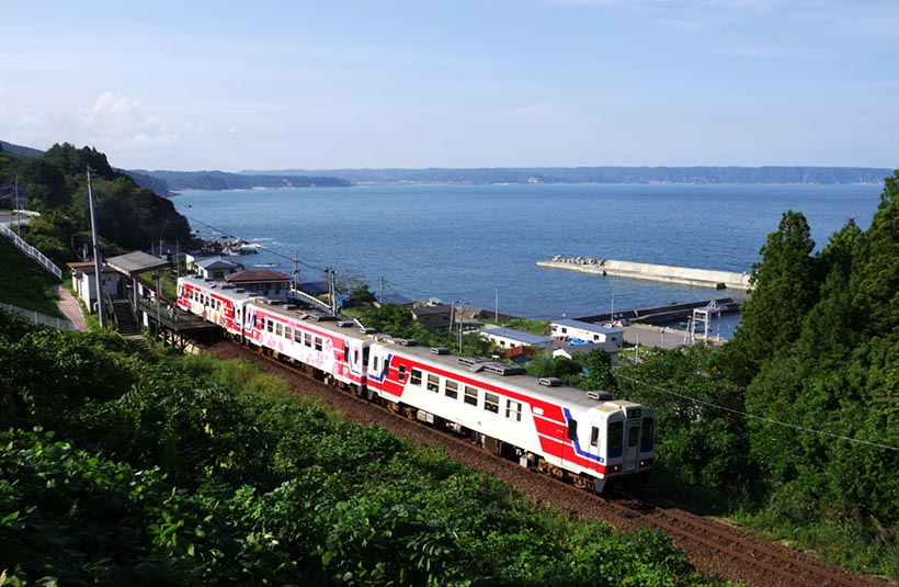 海見下ろす駅